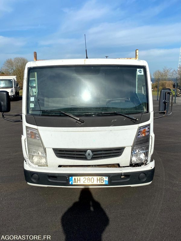 Renault MAXITY DXI 130 Plateau 2009 / 243398 Km - Dodávka sklápěč: obrázek 1 Renault MAXITY DXI 130 Plateau 2009 / 243398 Km - Dodávka sklápěč: obrázek 1