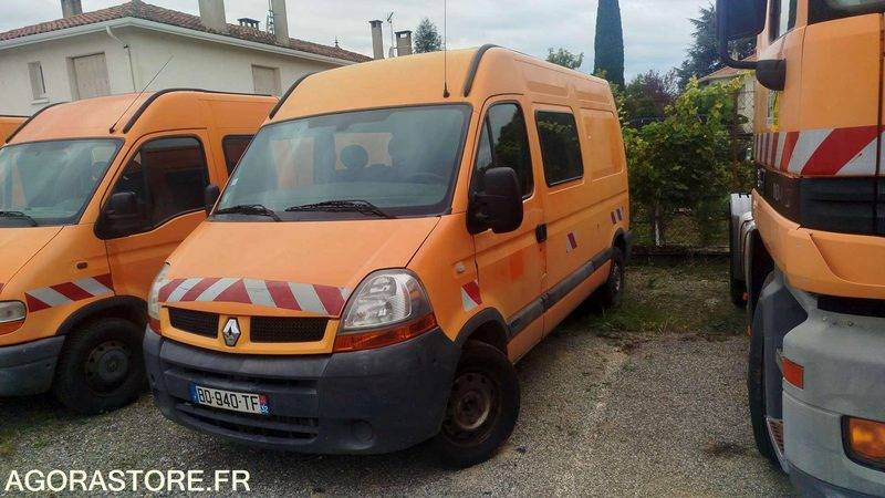 Renault Master 2004 - BQ-940-TF - 299292km - Furgon: obrázek 1 Renault Master 2004 - BQ-940-TF - 299292km - Furgon: obrázek 1