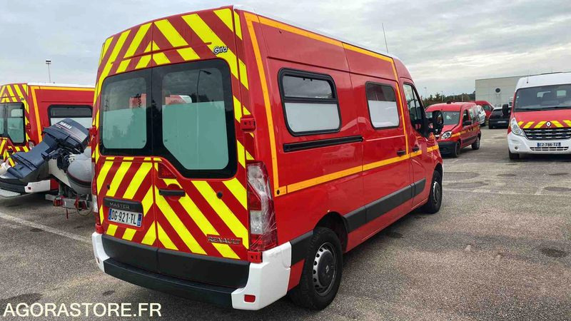 Renault Master T35 2.8dti - 12/07/2000 - Furgon: obrázek 3 Renault Master T35 2.8dti - 12/07/2000 - Furgon: obrázek 3