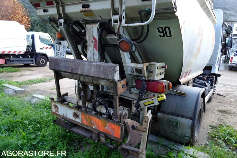 Renault Midlum 220 DXI - Vůz na odvoz odpadků: obrázek 5 Renault Midlum 220 DXI - Vůz na odvoz odpadků: obrázek 5