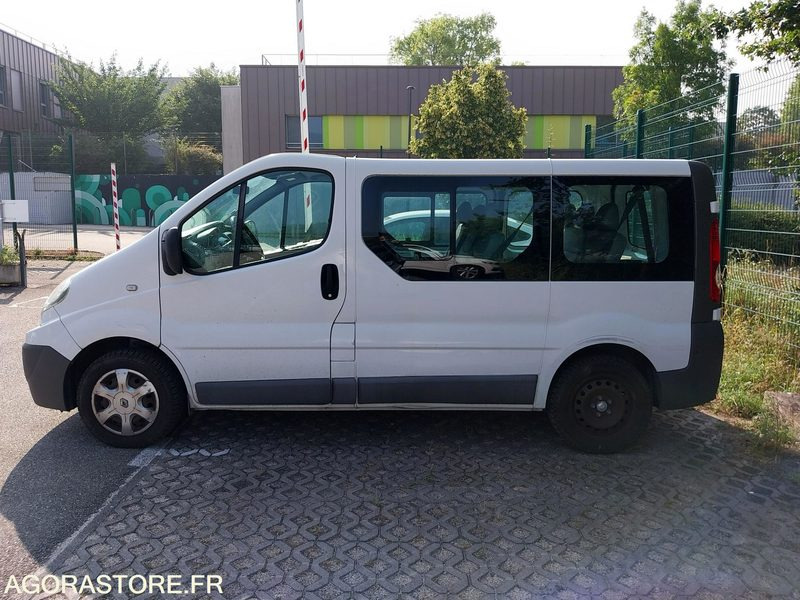 Renault Trafic 9 places DA-953-LM de 2013 avec 135 698 kms - Minibus, Mikrobus: obrázek 2 Renault Trafic 9 places DA-953-LM de 2013 avec 135 698 kms - Minibus, Mikrobus: obrázek 2