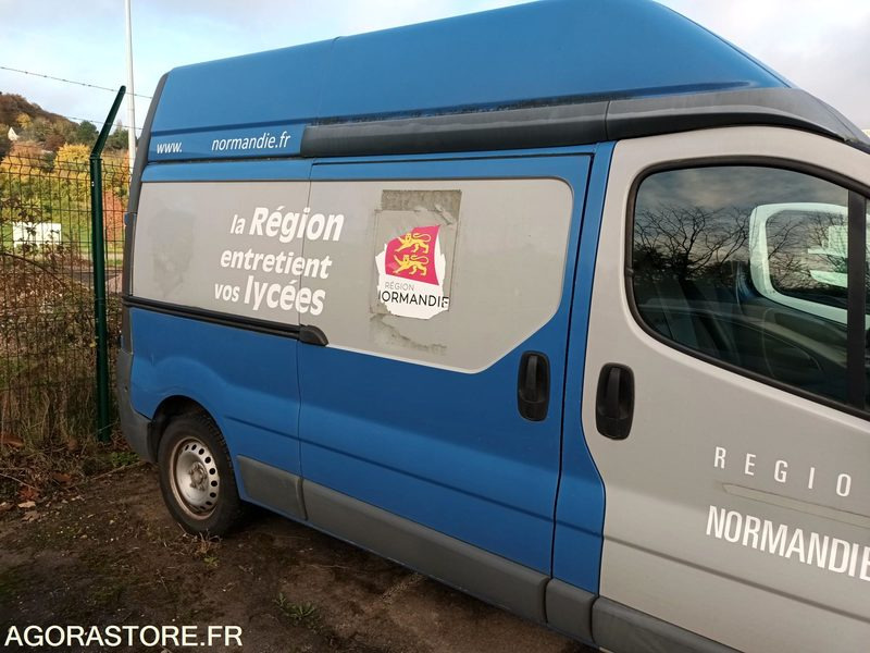 Renault Trafic – Diesel – 2010-101 000 km - Furgon: obrázek 4 Renault Trafic – Diesel – 2010-101 000 km - Furgon: obrázek 4