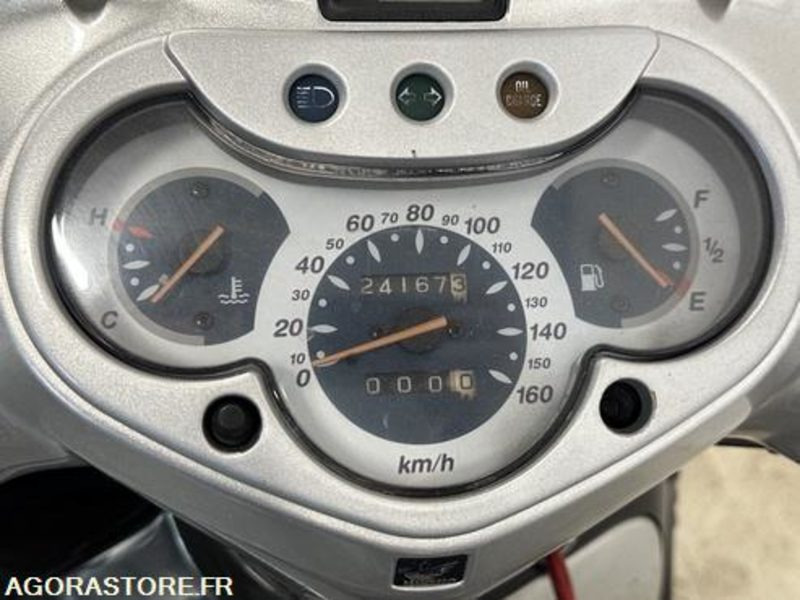 Motocykl SCOOTER HONDA SH125 - 2001 - 24167KM - 1087GF2A: obrázek 9