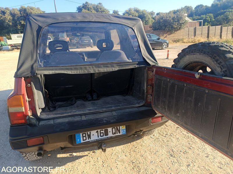 SUV SUZUKI VITARA JLX - 1993 - 95350KMS: obrázek 13
