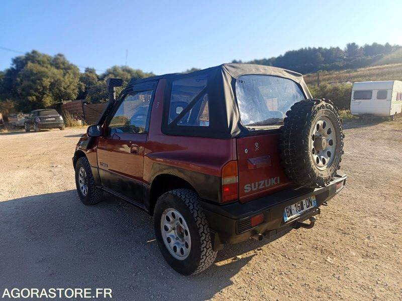 SUV SUZUKI VITARA JLX - 1993 - 95350KMS: obrázek 12
