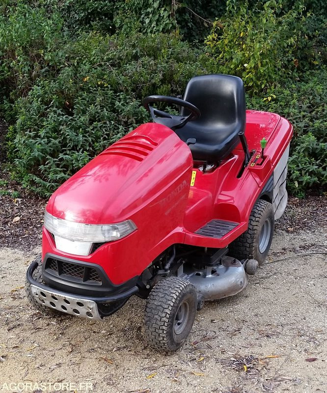 TONDEUSE AUTOPORTEE HONDA F2417 - Sekačka na trávu: obrázek 2 TONDEUSE AUTOPORTEE HONDA F2417 - Sekačka na trávu: obrázek 2