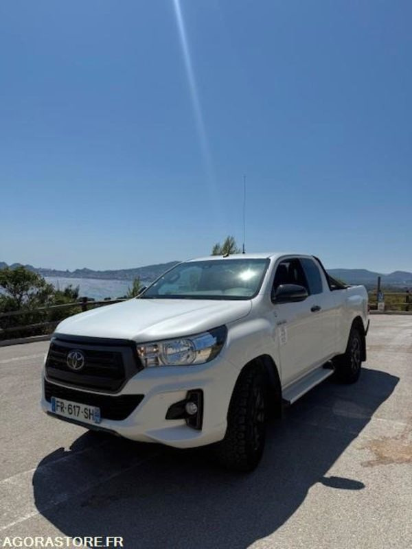 TOYOTA HILUX 43265 kms 2020 - Pick-up: obrázek 1 TOYOTA HILUX 43265 kms 2020 - Pick-up: obrázek 1