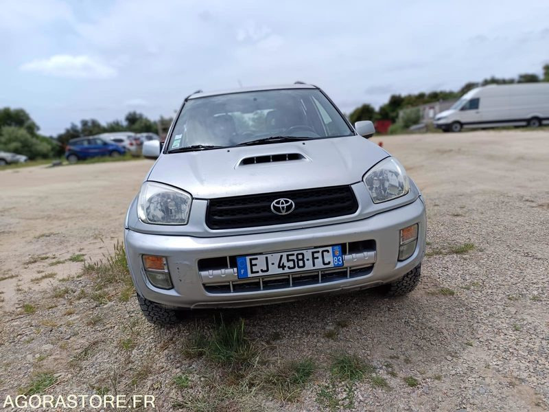 TOYOTA RAV4 - 2002 - 212500KMS - SUV: obrázek 2 TOYOTA RAV4 - 2002 - 212500KMS - SUV: obrázek 2
