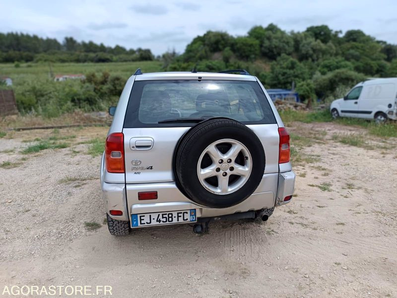 TOYOTA RAV4 - 2002 - 212500KMS - SUV: obrázek 4 TOYOTA RAV4 - 2002 - 212500KMS - SUV: obrázek 4