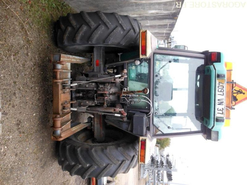 TRACTEUR AGRICOLE MASSEY FERGUSSON 3060 (DD108) - Traktor: obrázek 3 TRACTEUR AGRICOLE MASSEY FERGUSSON 3060 (DD108) - Traktor: obrázek 3