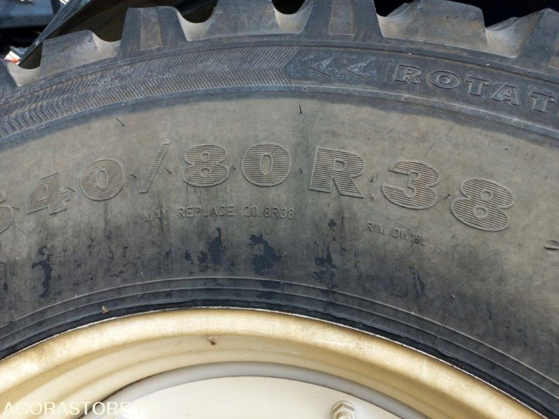 TRACTEUR AGRICOLE NEW HOLLAND EK-378-PK - Traktor: obrázek 4 TRACTEUR AGRICOLE NEW HOLLAND EK-378-PK - Traktor: obrázek 4