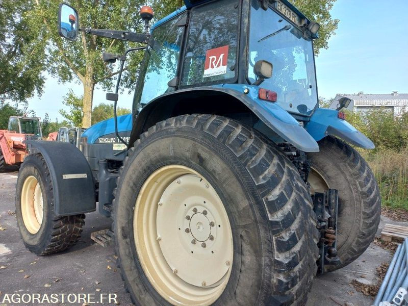 TRACTEUR AGRICOLE NEW HOLLAND EK-378-PK - Traktor: obrázek 5 TRACTEUR AGRICOLE NEW HOLLAND EK-378-PK - Traktor: obrázek 5