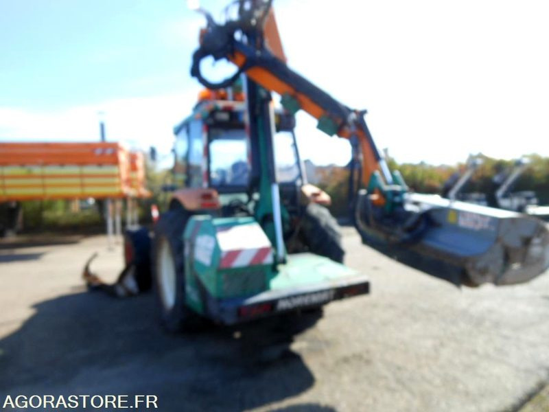 TRACTEUR AGRICOLE RENAULT ERGOS 446 (DD123) + DEBROUSSAILLEUSE 5M (MC123) - Traktor: obrázek 4 TRACTEUR AGRICOLE RENAULT ERGOS 446 (DD123) + DEBROUSSAILLEUSE 5M (MC123) - Traktor: obrázek 4