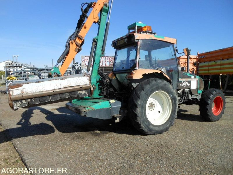 TRACTEUR AGRICOLE RENAULT ERGOS 446 (DD123) + DEBROUSSAILLEUSE 5M (MC123) - Traktor: obrázek 3 TRACTEUR AGRICOLE RENAULT ERGOS 446 (DD123) + DEBROUSSAILLEUSE 5M (MC123) - Traktor: obrázek 3