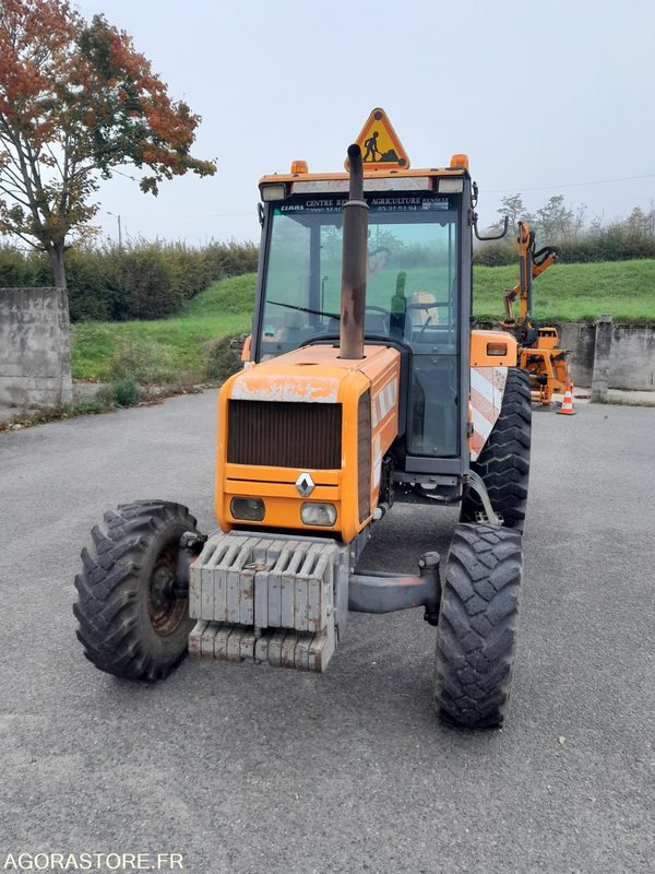 TRACTEUR RENAULT 750MI 12532 heures 1995 - Traktor: obrázek 3 TRACTEUR RENAULT 750MI 12532 heures 1995 - Traktor: obrázek 3
