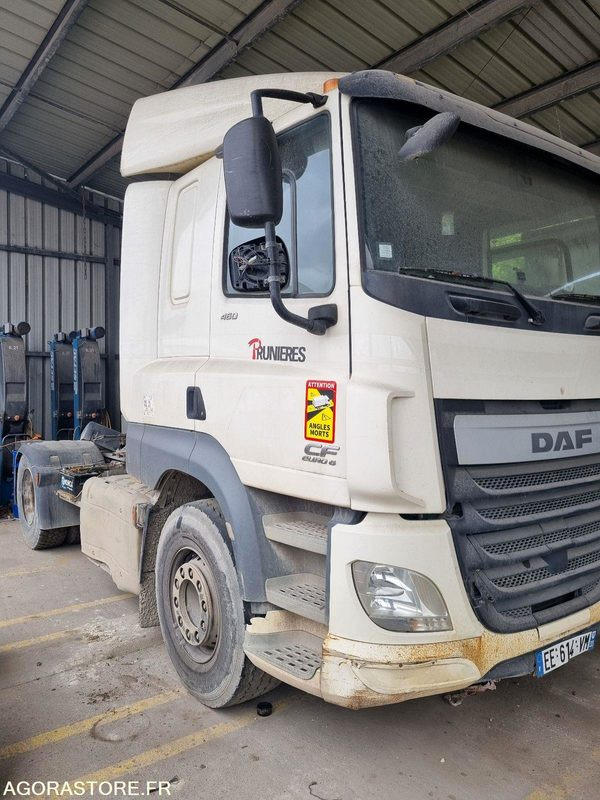 Tracteur DAF 4x2 CF - 2016 / 309955 KM - Tahač: obrázek 2 Tracteur DAF 4x2 CF - 2016 / 309955 KM - Tahač: obrázek 2