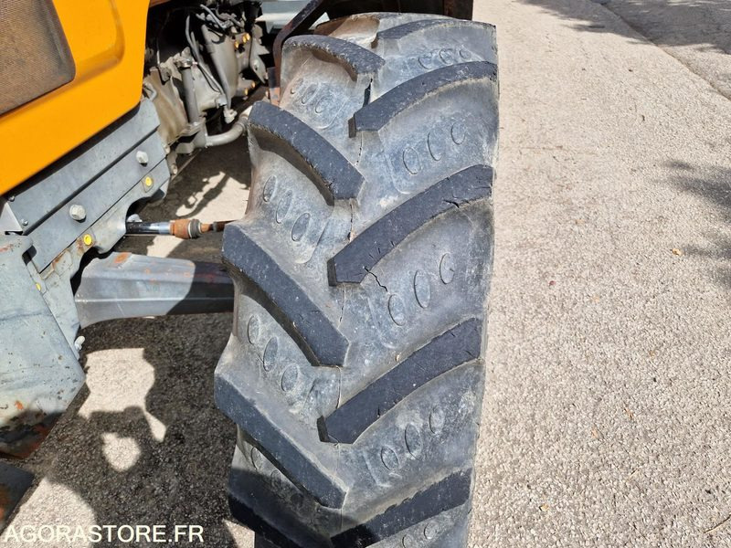 Tracteur Renault Ergos -1998 - 5097 - EL421DR - Traktor: obrázek 5 Tracteur Renault Ergos -1998 - 5097 - EL421DR - Traktor: obrázek 5
