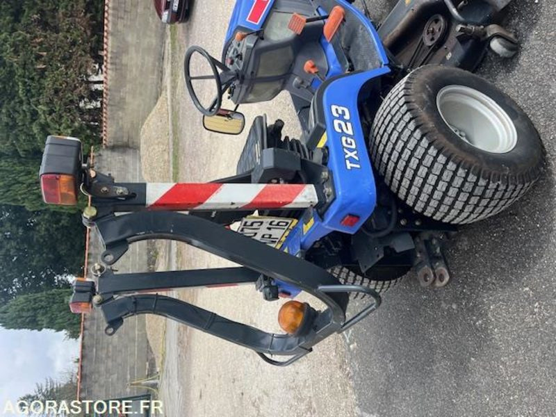 Tracteur tondeuse ISEKI TXG 23 - Sekačka na trávu: obrázek 5 Tracteur tondeuse ISEKI TXG 23 - Sekačka na trávu: obrázek 5