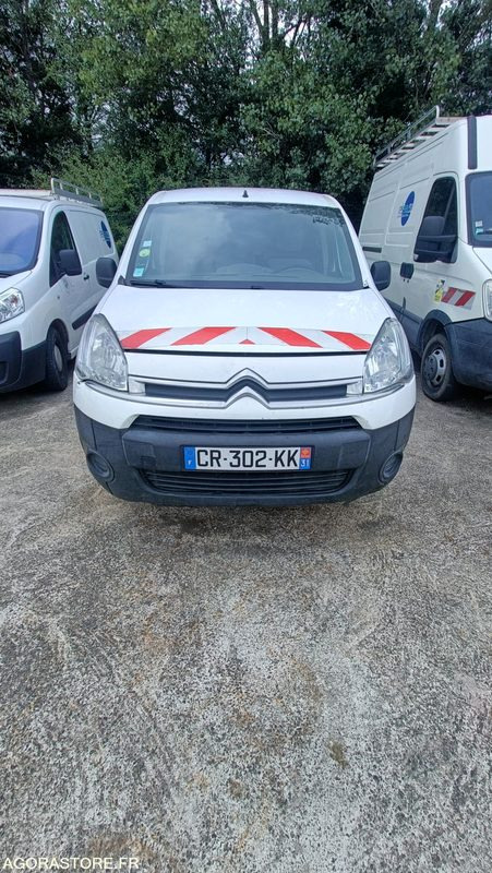 VU FOURGONNETTE CITROEN BERLINGO DANGEL 4X4 (BV changée avec embrayage) - Malá dodávka: obrázek 2 VU FOURGONNETTE CITROEN BERLINGO DANGEL 4X4 (BV changée avec embrayage) - Malá dodávka: obrázek 2