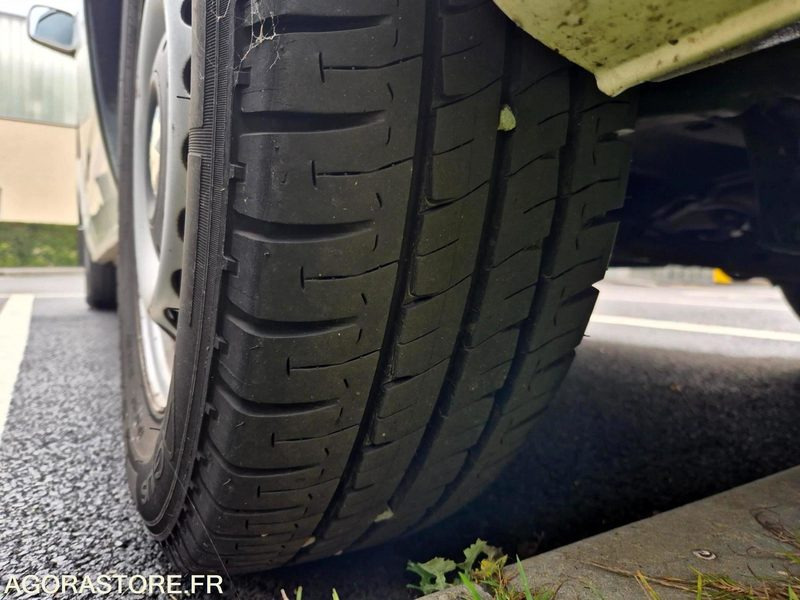 Furgon VW TRANSPORTER INTERVENTION SMUR: obrázek 12