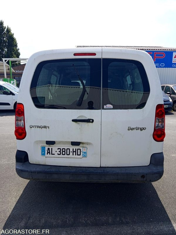 Véhicule utilitaire CITROËN Berlingo - Malá dodávka: obrázek 4 Véhicule utilitaire CITROËN Berlingo - Malá dodávka: obrázek 4