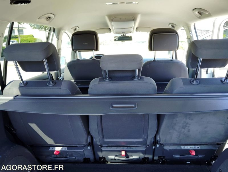 Volkswagen Touran TSI GNC 150CH BVA Essence GNC- 2015 - 90 000km - TRES BON ETAT - Osobní auto: obrázek 5 Volkswagen Touran TSI GNC 150CH BVA Essence GNC- 2015 - 90 000km - TRES BON ETAT - Osobní auto: obrázek 5