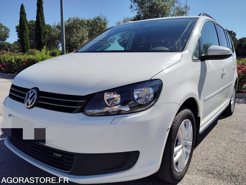 Volkswagen Touran TSI GNC 150CH BVA Essence GNC- 2015 - 90 000km - TRES BON ETAT - Osobní auto: obrázek 4 Volkswagen Touran TSI GNC 150CH BVA Essence GNC- 2015 - 90 000km - TRES BON ETAT - Osobní auto: obrázek 4