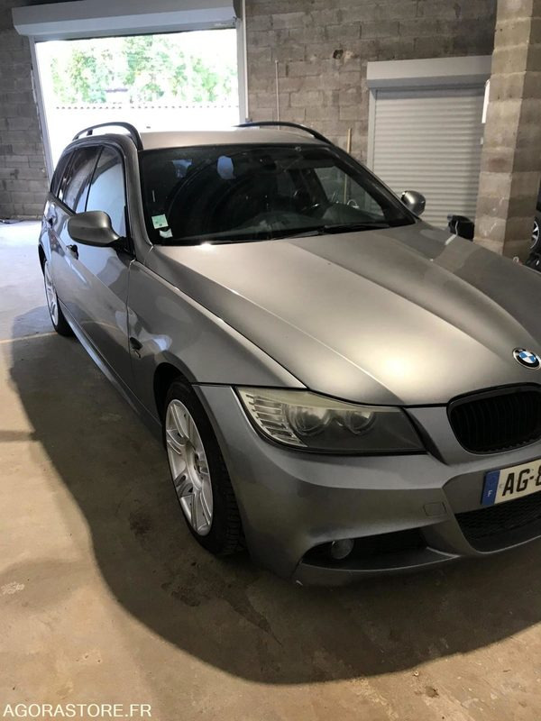 Bmw 320d xdrive pack m BV6 - 232144 kms - 2009 - Osobní auto: obrázek 2 Bmw 320d xdrive pack m BV6 - 232144 kms - 2009 - Osobní auto: obrázek 2