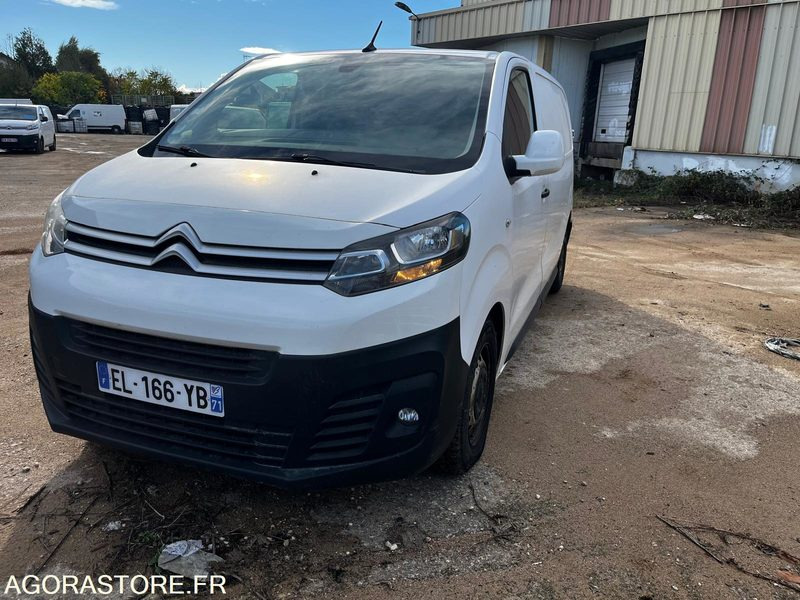 Citroen jumpy 2017 1.6hdi 341000km - Furgon: obrázek 5 Citroen jumpy 2017 1.6hdi 341000km - Furgon: obrázek 5