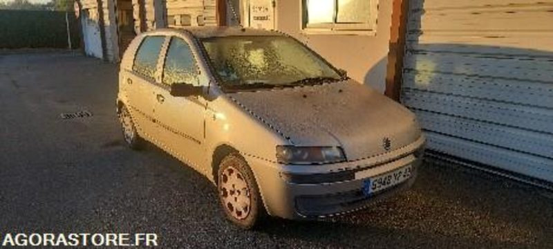 Fiat punto 151053 kms 2002 - Osobní auto: obrázek 1 Fiat punto 151053 kms 2002 - Osobní auto: obrázek 1