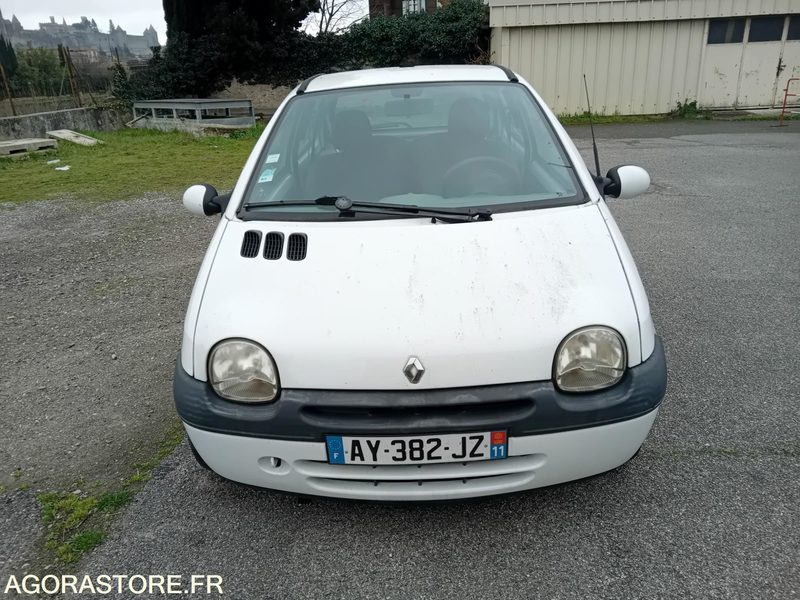 Renault twingo 95587 kms 2006 AY382JZ - Osobní auto: obrázek 1 Renault twingo 95587 kms 2006 AY382JZ - Osobní auto: obrázek 1