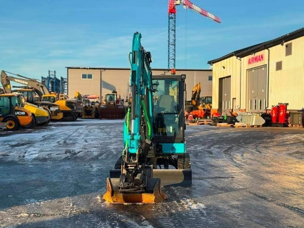 Airman AX 38 U-6 A - Mini rýpadlo: obrázek 2 Airman AX 38 U-6 A - Mini rýpadlo: obrázek 2