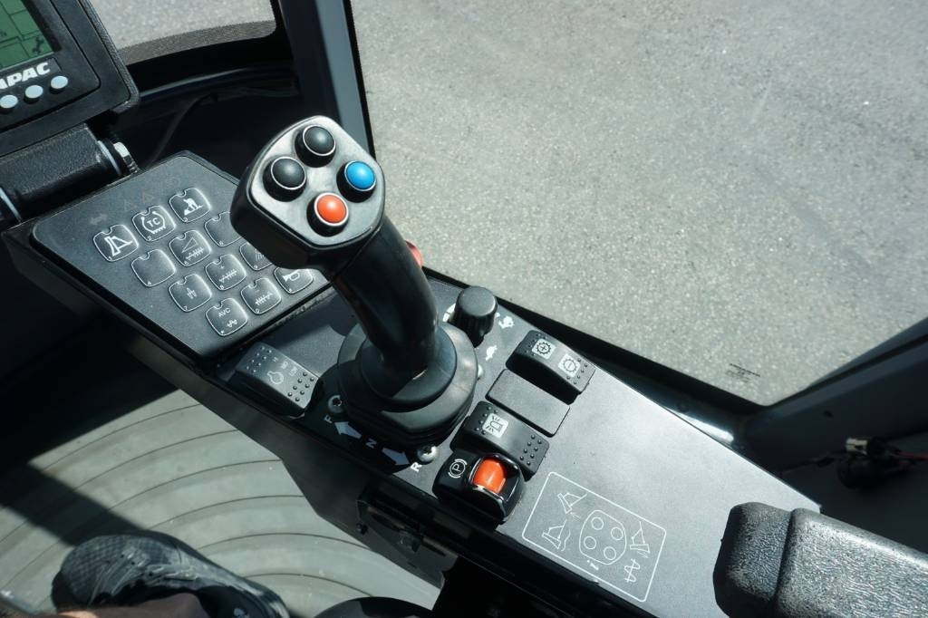 Atlas Copco Dynapac CA 1500 - Kompaktor: obrázek 5 Atlas Copco Dynapac CA 1500 - Kompaktor: obrázek 5