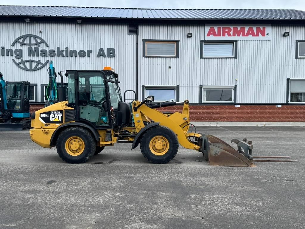 CAT 906 H - Kolový nakladač: obrázek 1 CAT 906 H - Kolový nakladač: obrázek 1
