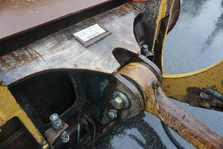 CAT 950 H - Kolový nakladač: obrázek 3 CAT 950 H - Kolový nakladač: obrázek 3