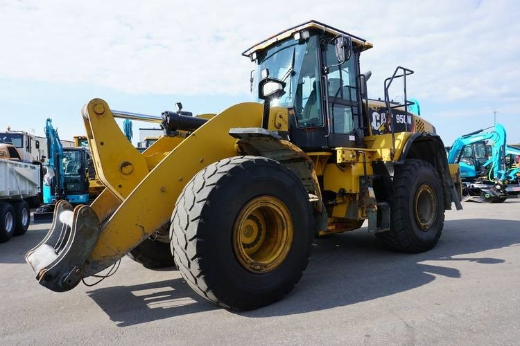 CAT 950 M (GEARBOX PROBLEM) - Kolový nakladač: obrázek 2 CAT 950 M (GEARBOX PROBLEM) - Kolový nakladač: obrázek 2