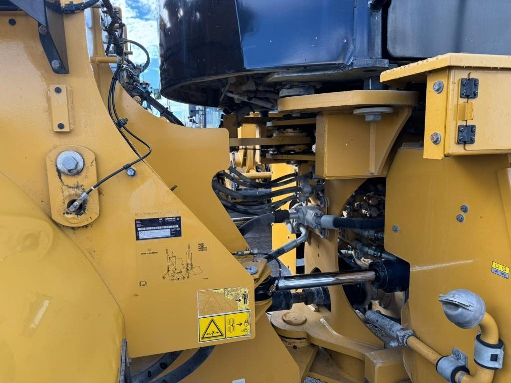 Kolový nakladač CAT 966M: obrázek 12 Kolový nakladač CAT 966M: obrázek 12