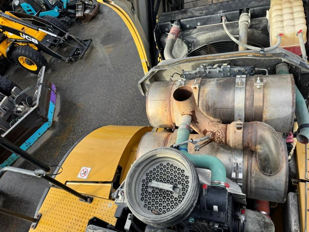 Kolový nakladač CAT 966M: obrázek 10 Kolový nakladač CAT 966M: obrázek 10