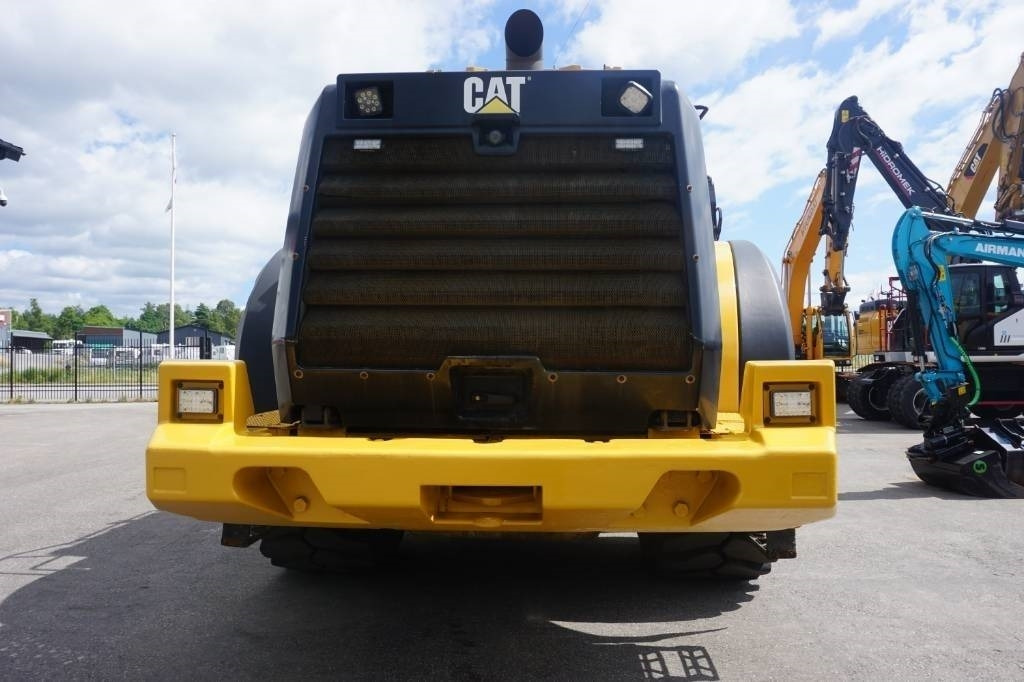 CAT 980 M - Kolový nakladač: obrázek 3 CAT 980 M - Kolový nakladač: obrázek 3