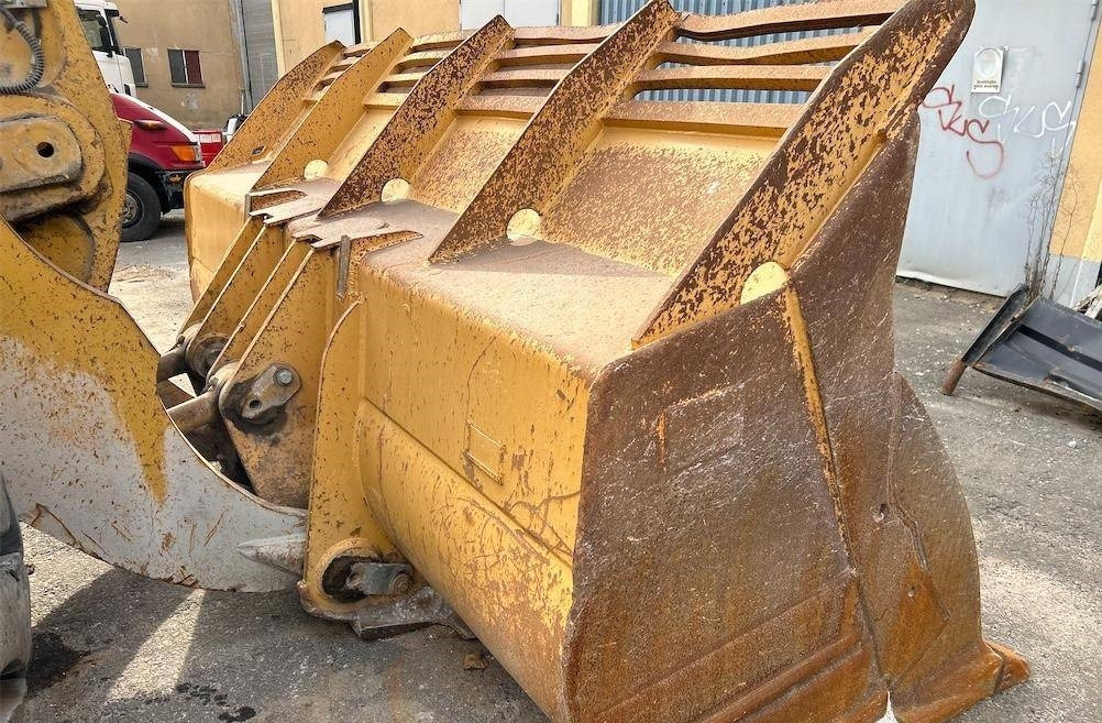 CATPILLAR 980K - Kolový nakladač: obrázek 5 CATPILLAR 980K - Kolový nakladač: obrázek 5