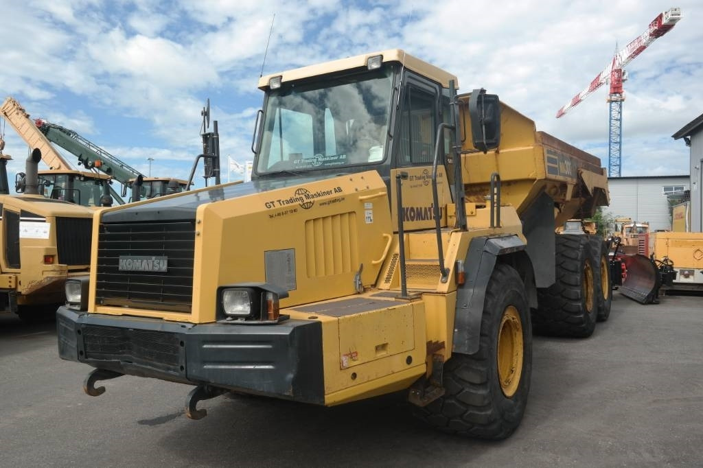 Komatsu HM300-1 - Kloubový sklápěč: obrázek 3 Komatsu HM300-1 - Kloubový sklápěč: obrázek 3