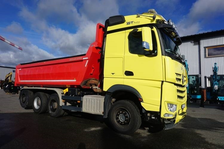Mercedes-Benz Arocs - Sklápěč: obrázek 4 Mercedes-Benz Arocs - Sklápěč: obrázek 4