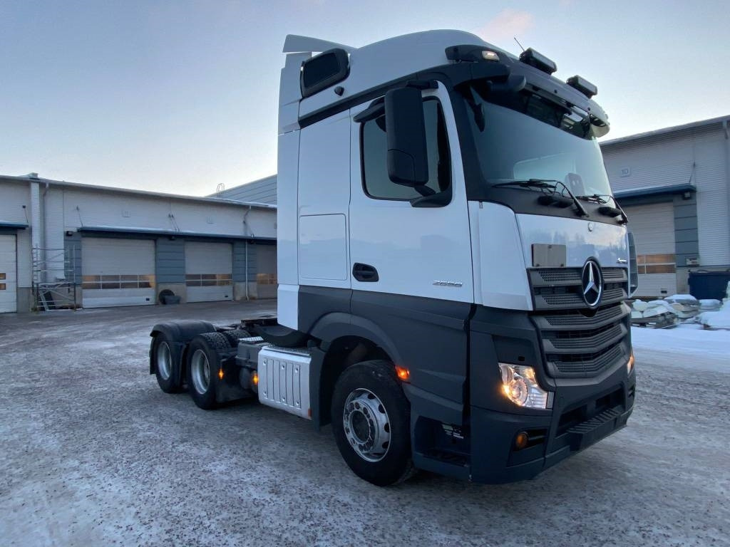 Mercedes-Benz Actros 2658 - Tahač: obrázek 4 Mercedes-Benz Actros 2658 - Tahač: obrázek 4