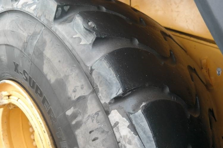 Volvo L220G - Kolový nakladač: obrázek 5 Volvo L220G - Kolový nakladač: obrázek 5