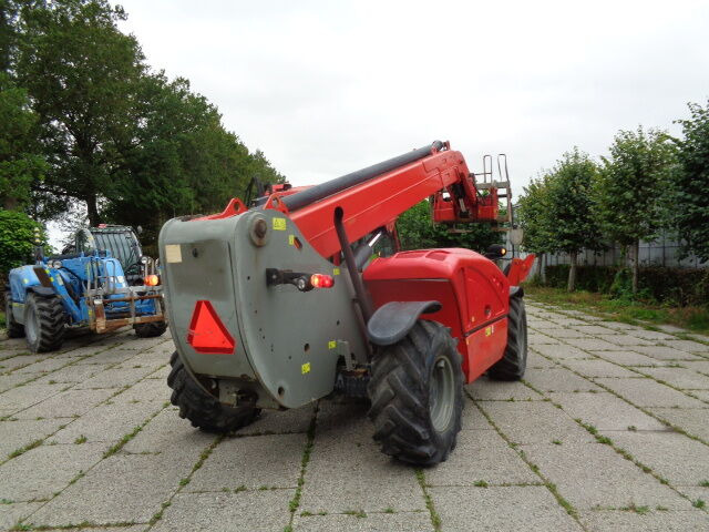 Genie GTH4013 - Teleskopický manipulátor: obrázek 5 Genie GTH4013 - Teleskopický manipulátor: obrázek 5