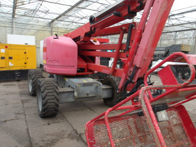 Genie Z45-25 - Kloubová plošina: obrázek 4 Genie Z45-25 - Kloubová plošina: obrázek 4