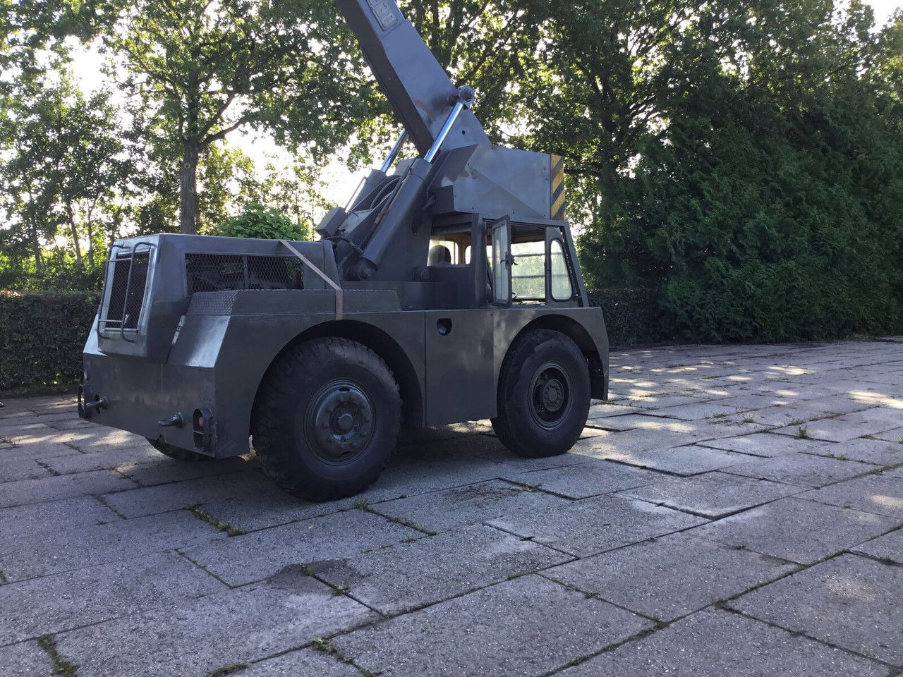 Grove Iron Fairy Saphire - Univerzální autojeřáb: obrázek 1 Grove Iron Fairy Saphire - Univerzální autojeřáb: obrázek 1