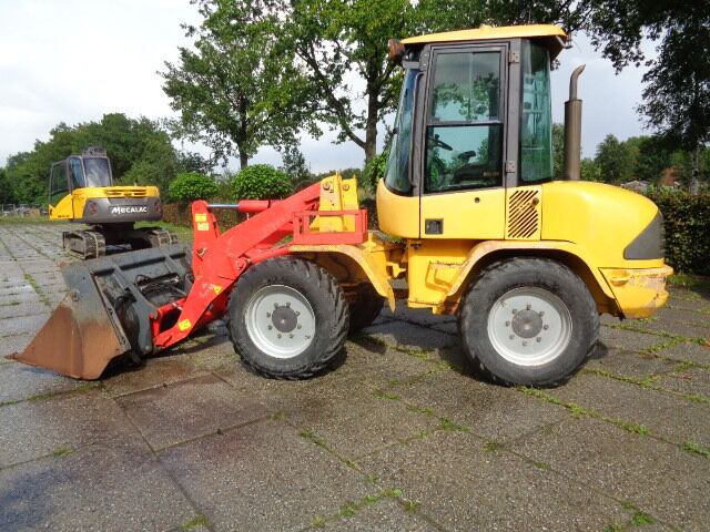 Volvo L30 - Kolový nakladač: obrázek 1 Volvo L30 - Kolový nakladač: obrázek 1