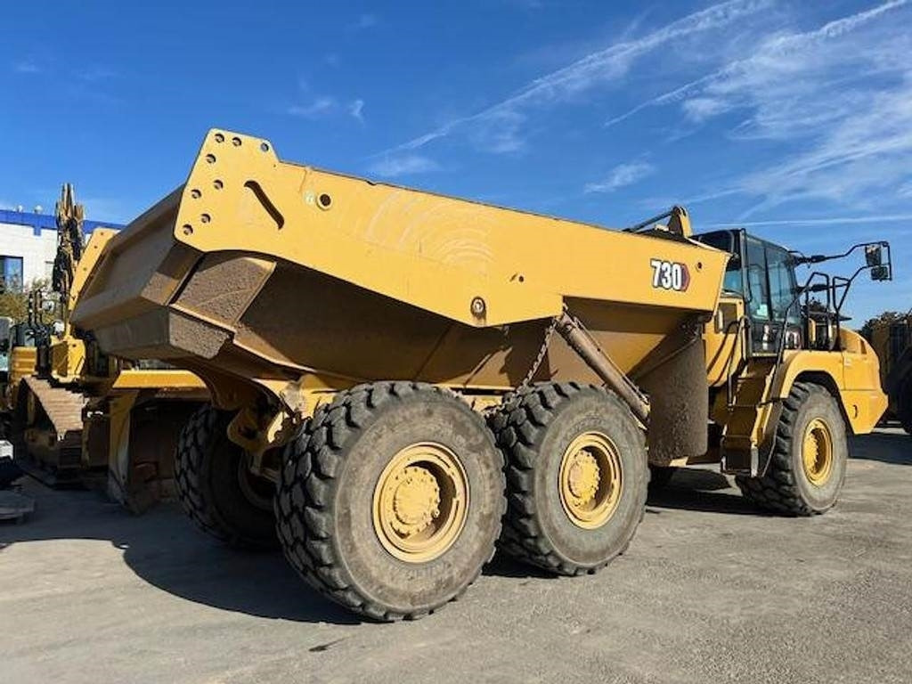 CAT 730 - Kloubový sklápěč: obrázek 2 CAT 730 - Kloubový sklápěč: obrázek 2