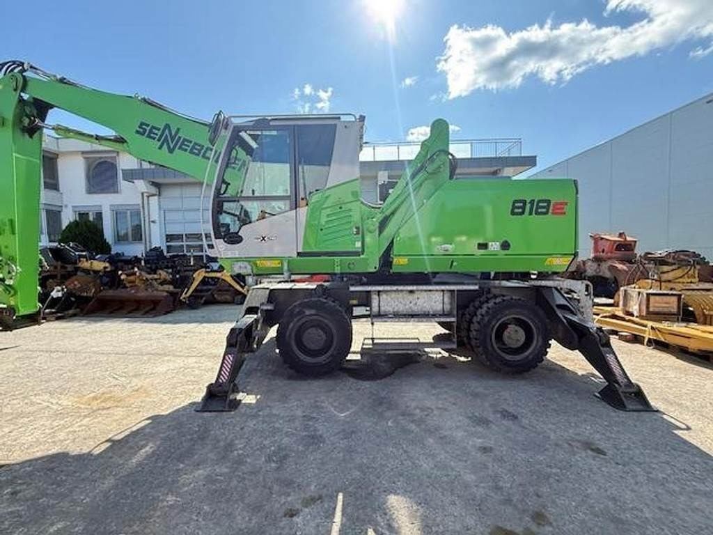 Sennebogen 818 E - Překládkové rypadlo: obrázek 3 Sennebogen 818 E - Překládkové rypadlo: obrázek 3